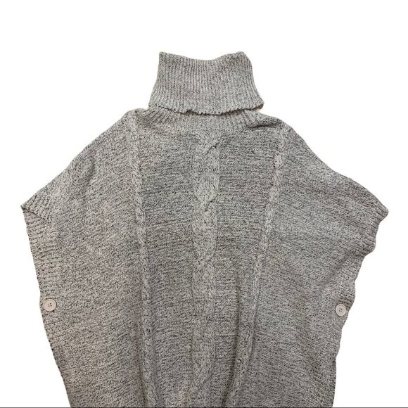 Jack by BB Dakota Keandre Oversized Cotton Turtleneck Poncho Sweater XS - Picture 4 of 12